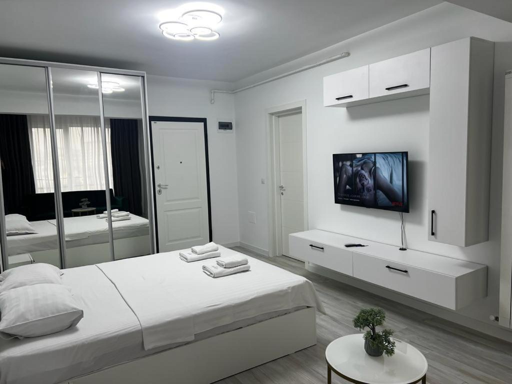 Urban Apartments And Studios - City Center Iasi Exterior foto