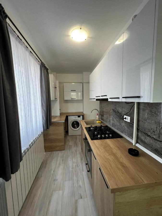 Urban Apartments And Studios - City Center Iasi Exterior foto